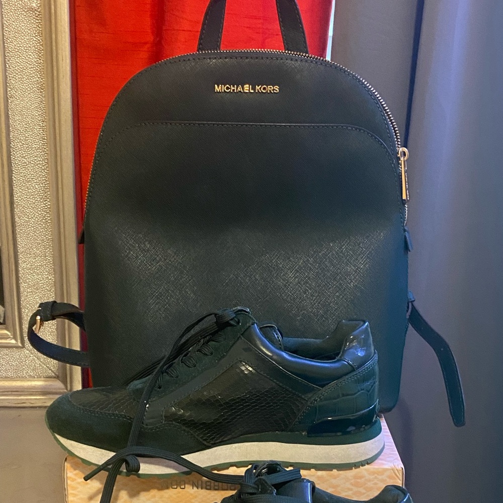 Michael kors shoes and bag set
